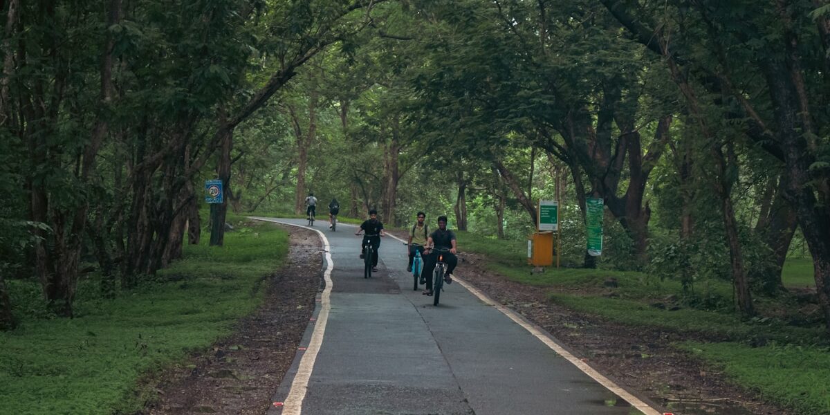 What 5,000-Mile Cyclists Actually Eat (Its Not All Energy Bars)