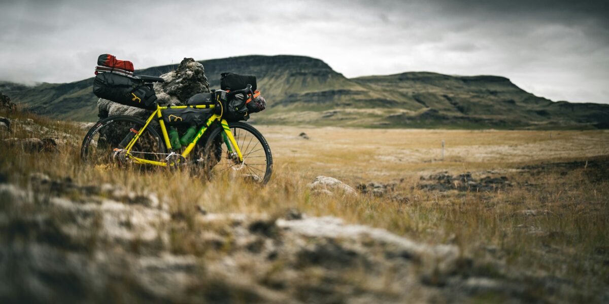 The 50 Phrases Every Touring Cyclist Needs in Spanish, French, and German